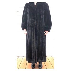 Genuine vintage mink fur coat- Blackglama